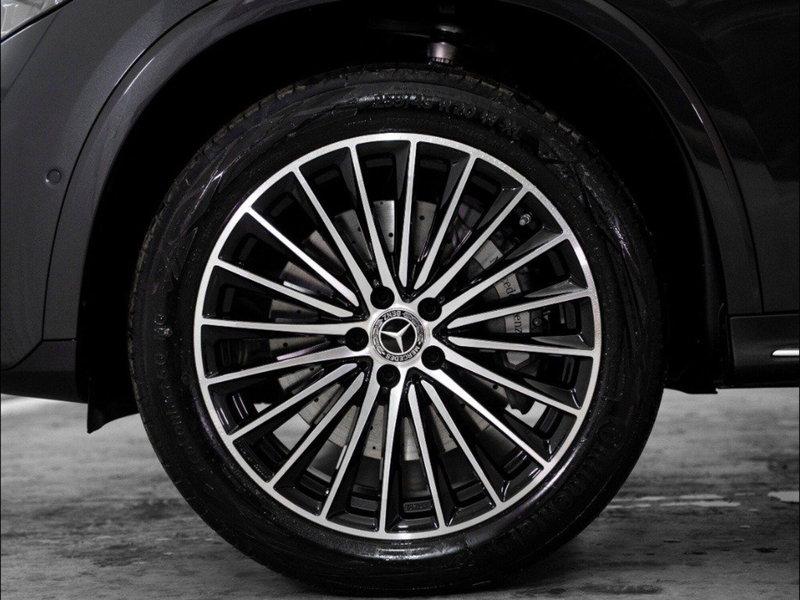 Mercedes-Benz GLC nuova a Macerata (6)