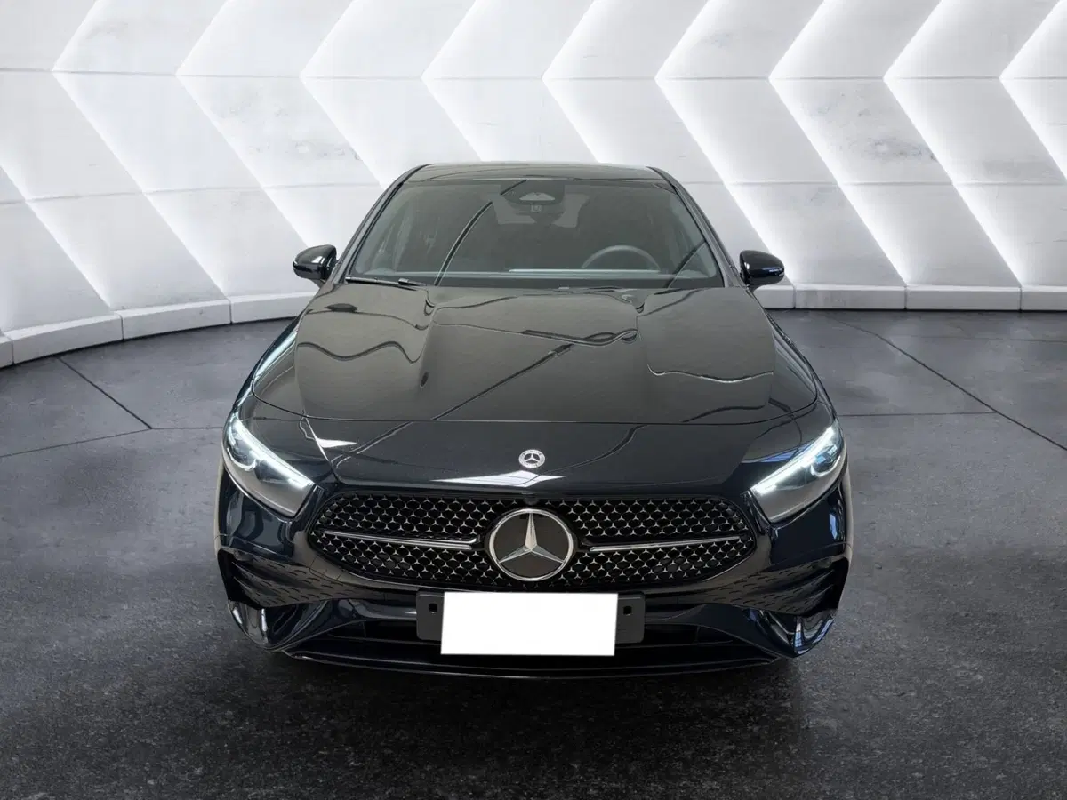 Mercedes-Benz Classe A nuova a Napoli (2)