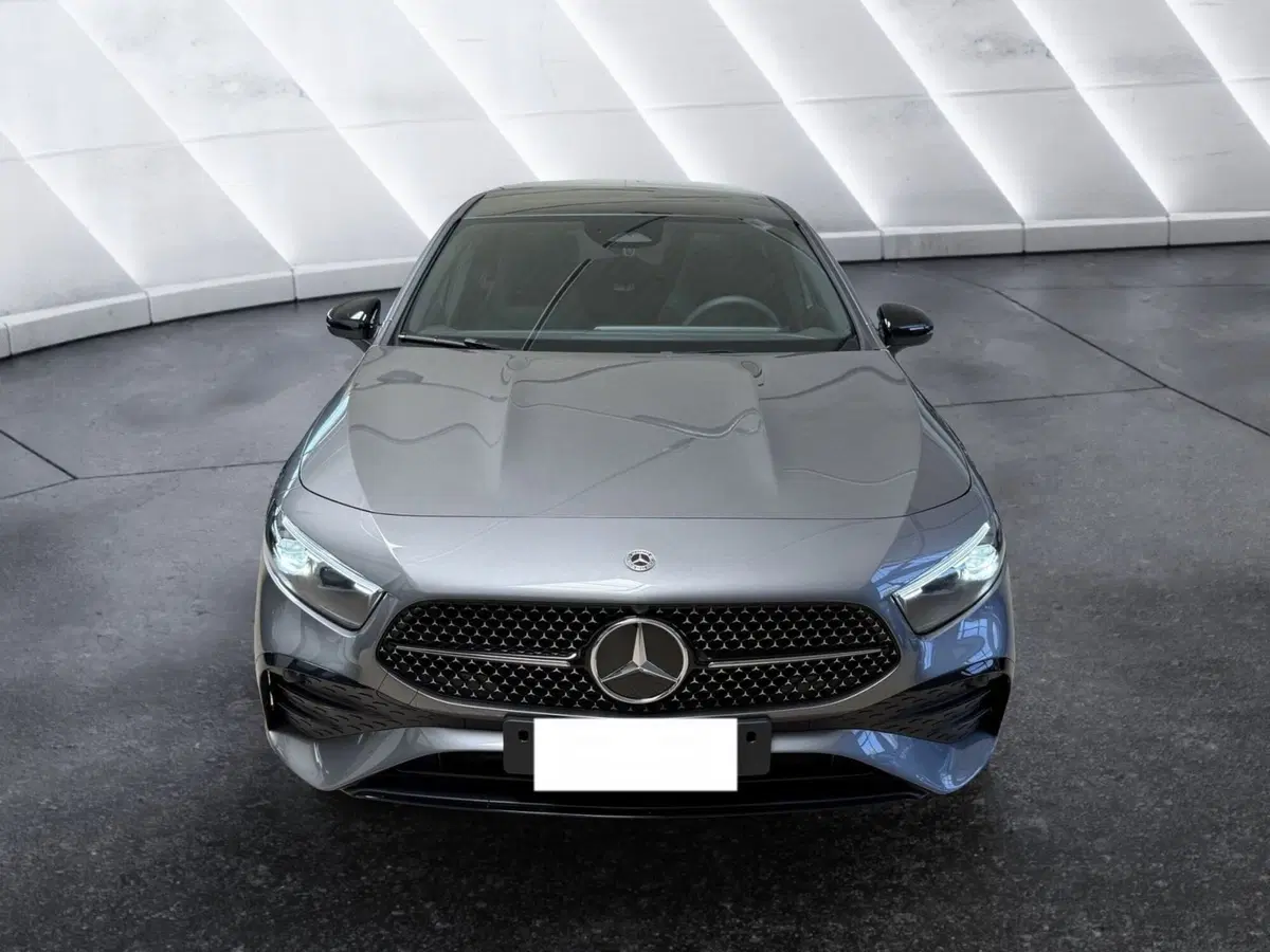 Mercedes-Benz Classe A nuova a Napoli (2)