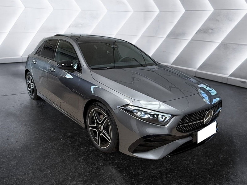 Mercedes-Benz Classe A nuova a Napoli (3)