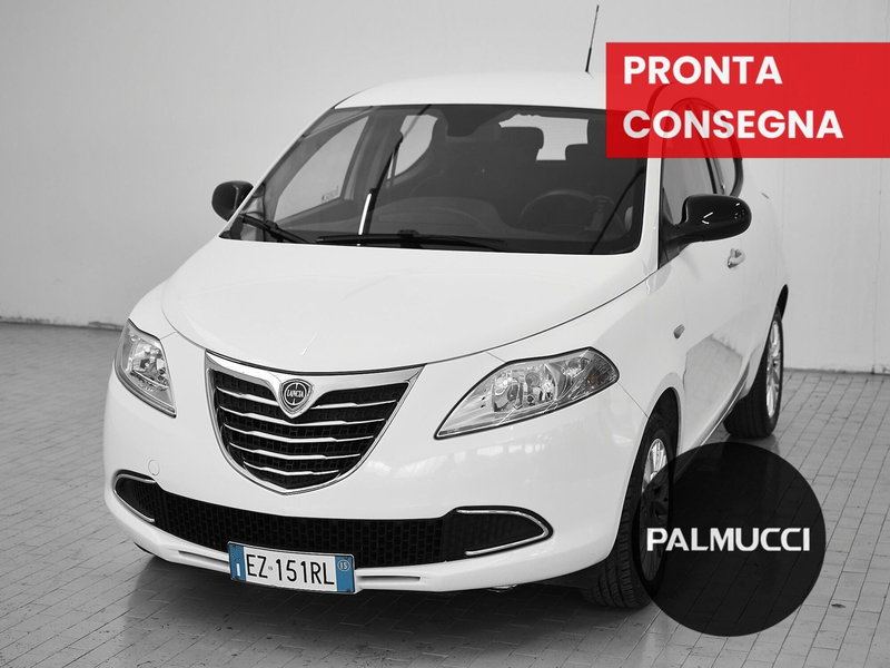Lancia Ypsilon usata a Prato