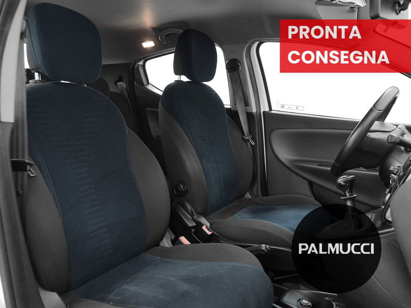 Lancia Ypsilon usata a Prato (10)