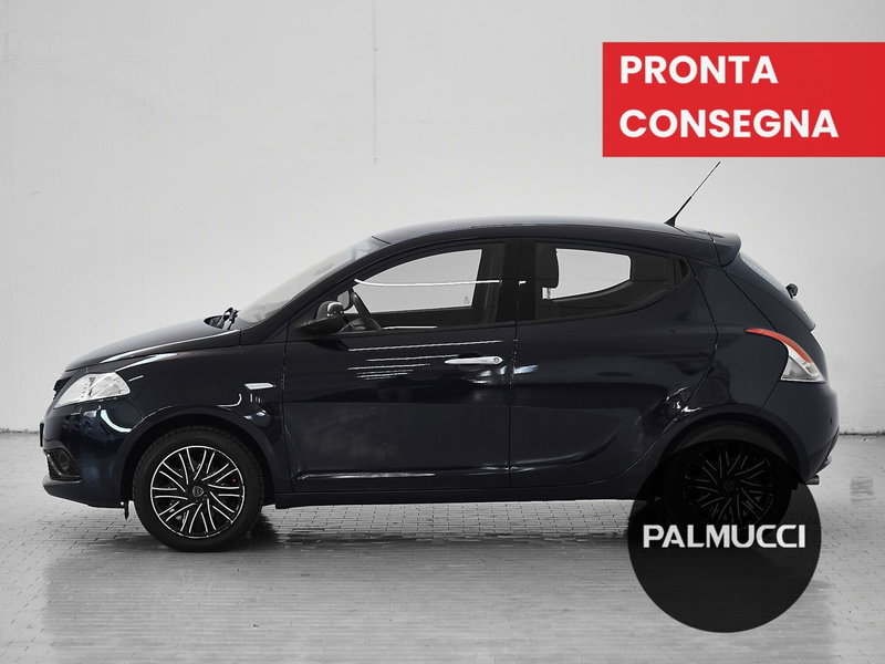 Lancia Ypsilon usata a Prato (5)