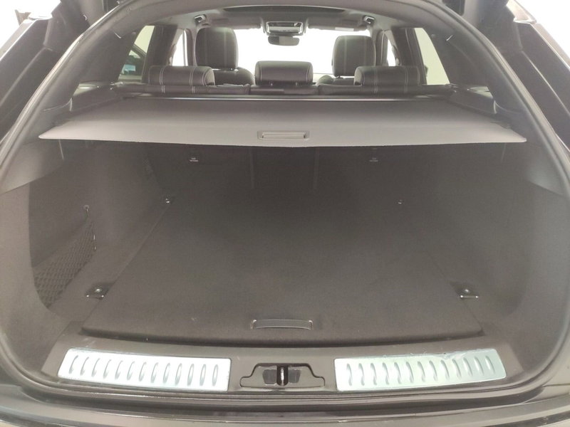 Land Rover Range Rover Velar usata a Avellino (16)