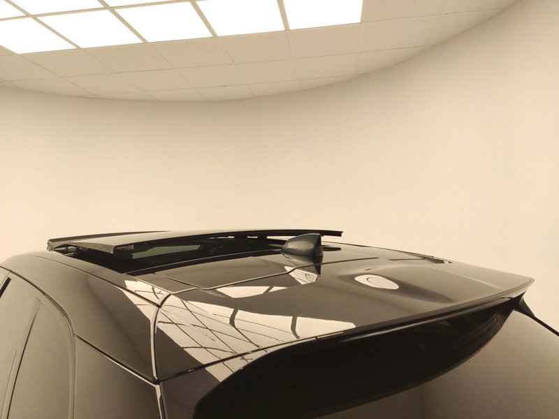 Land Rover Range Rover Velar usata a Avellino (20)