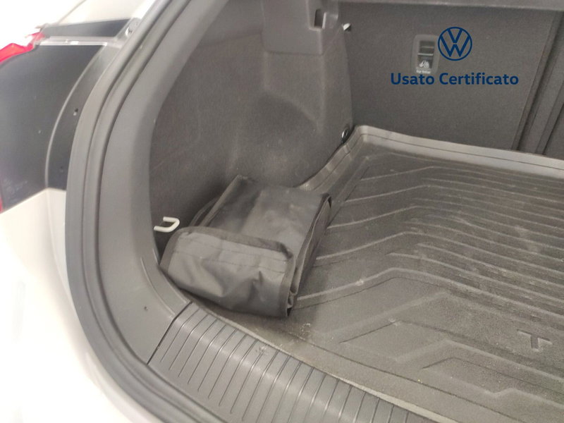 Volkswagen T-Roc usata a Avellino (14)