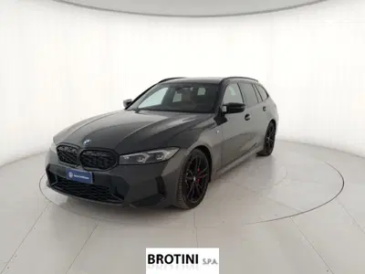 BMW Serie 3 Touring M340d  mhev 48V xdrive auto del 2024 usata a La Spezia