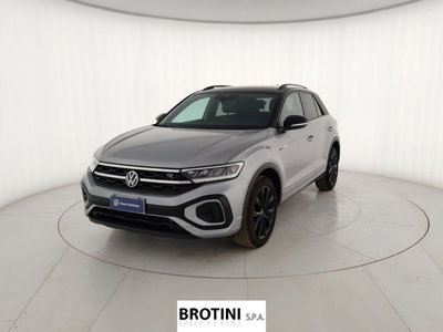 Volkswagen T-Roc 1.0 TSI R-Line del 2024 usata a Massa