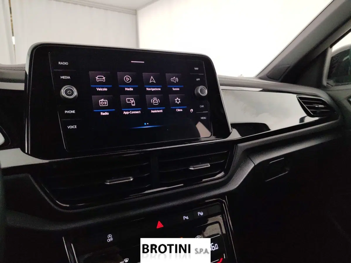 Volkswagen T-Roc usata a Massa-Carrara (12)