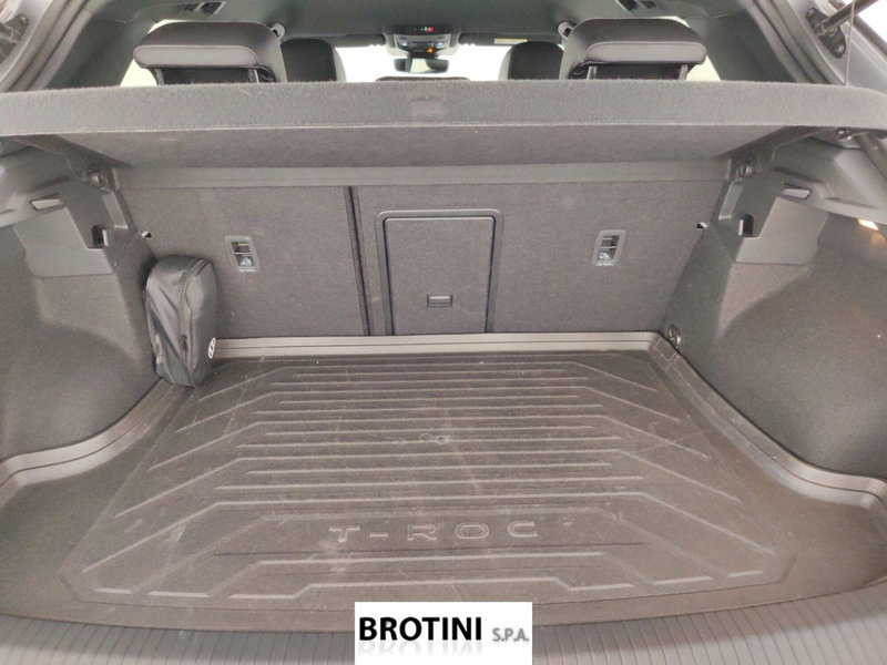 Volkswagen T-Roc usata a Massa-Carrara (15)