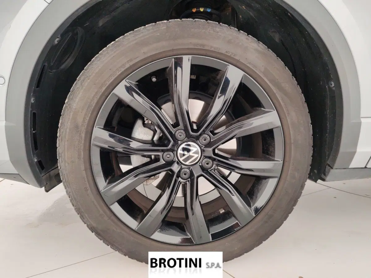 Volkswagen T-Roc usata a Massa-Carrara (6)
