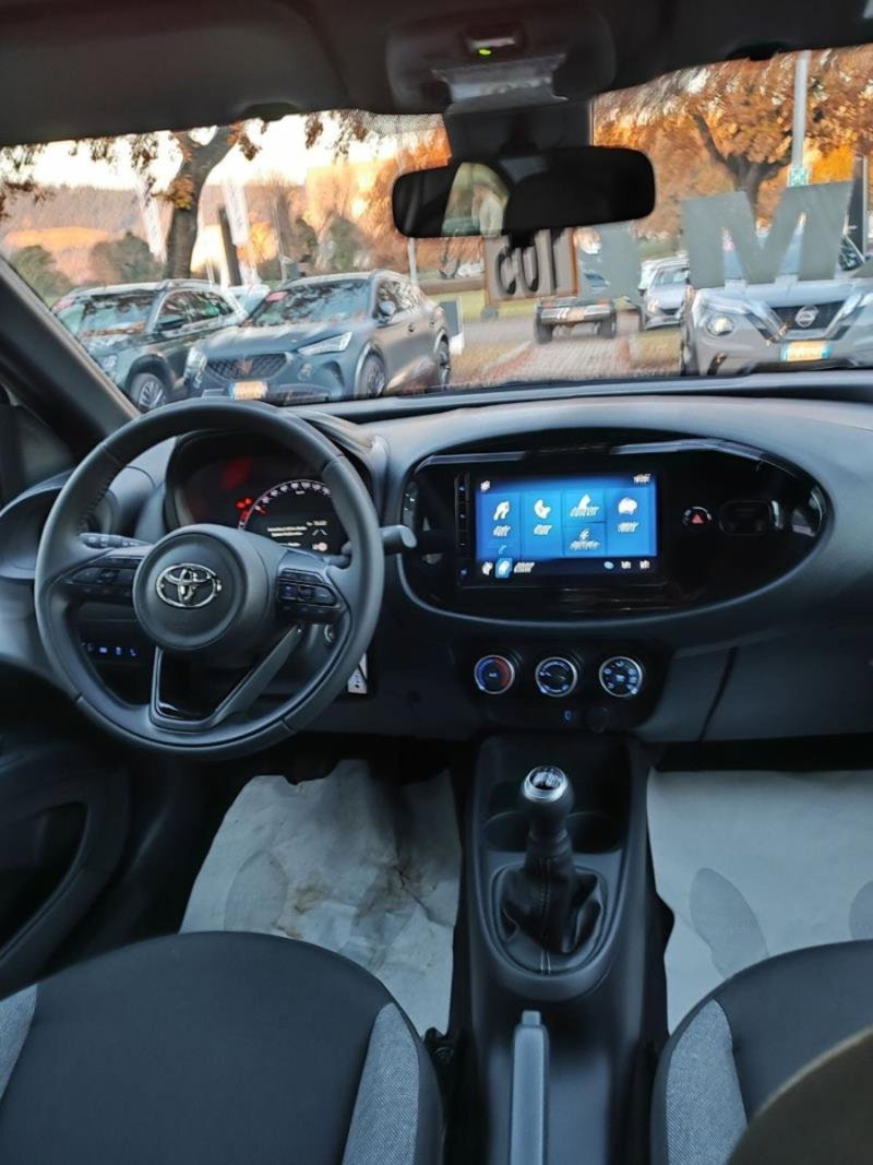 Toyota Aygo X nuova a Perugia (8)