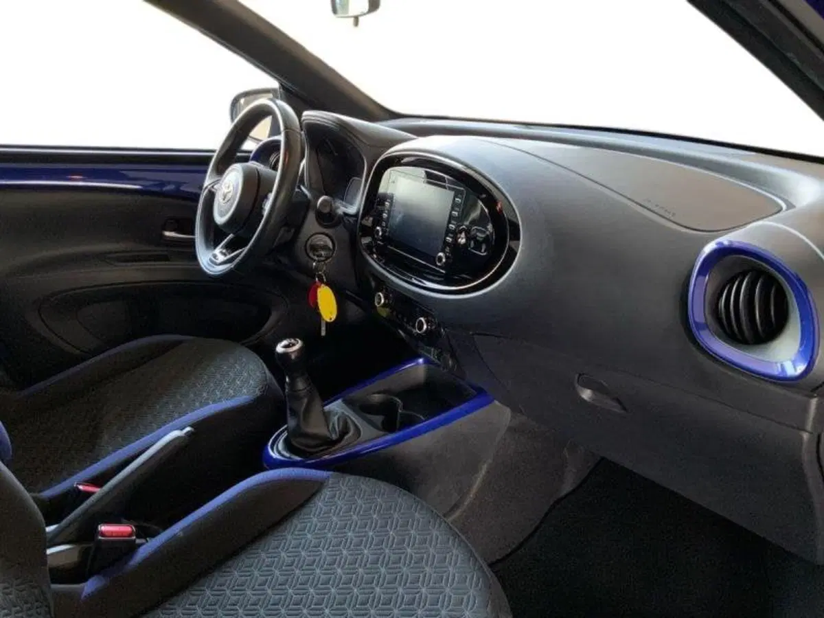 Toyota Aygo X usata a Perugia (15)
