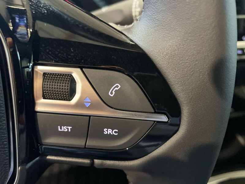 Peugeot 2008 nuova a Salerno (20)