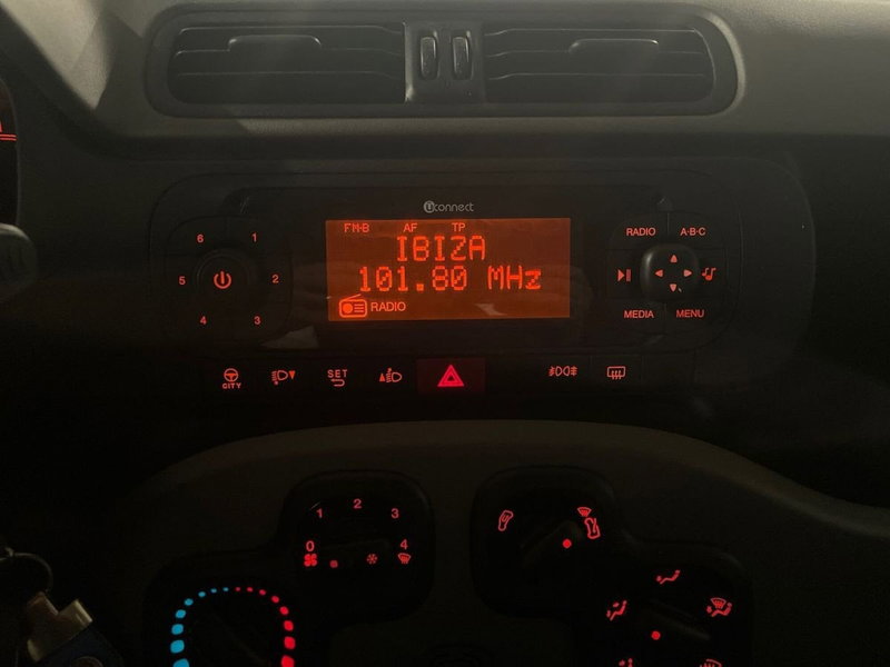 Fiat Panda usata a Salerno (18)