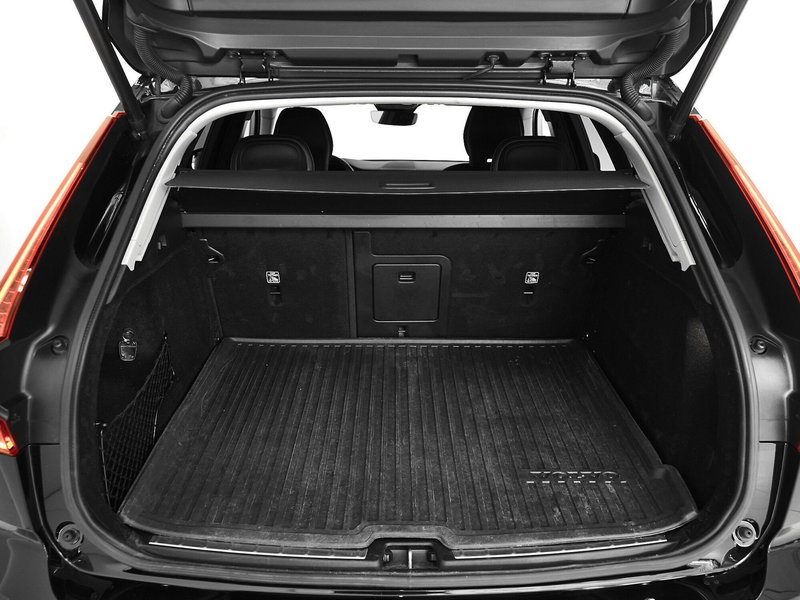Volvo XC60 usata a Prato (7)