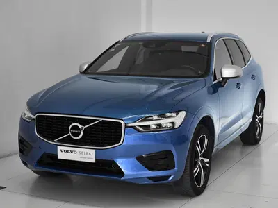 Volvo XC60 D4 AWD Geartronic R-design del 2018 usata a Prato