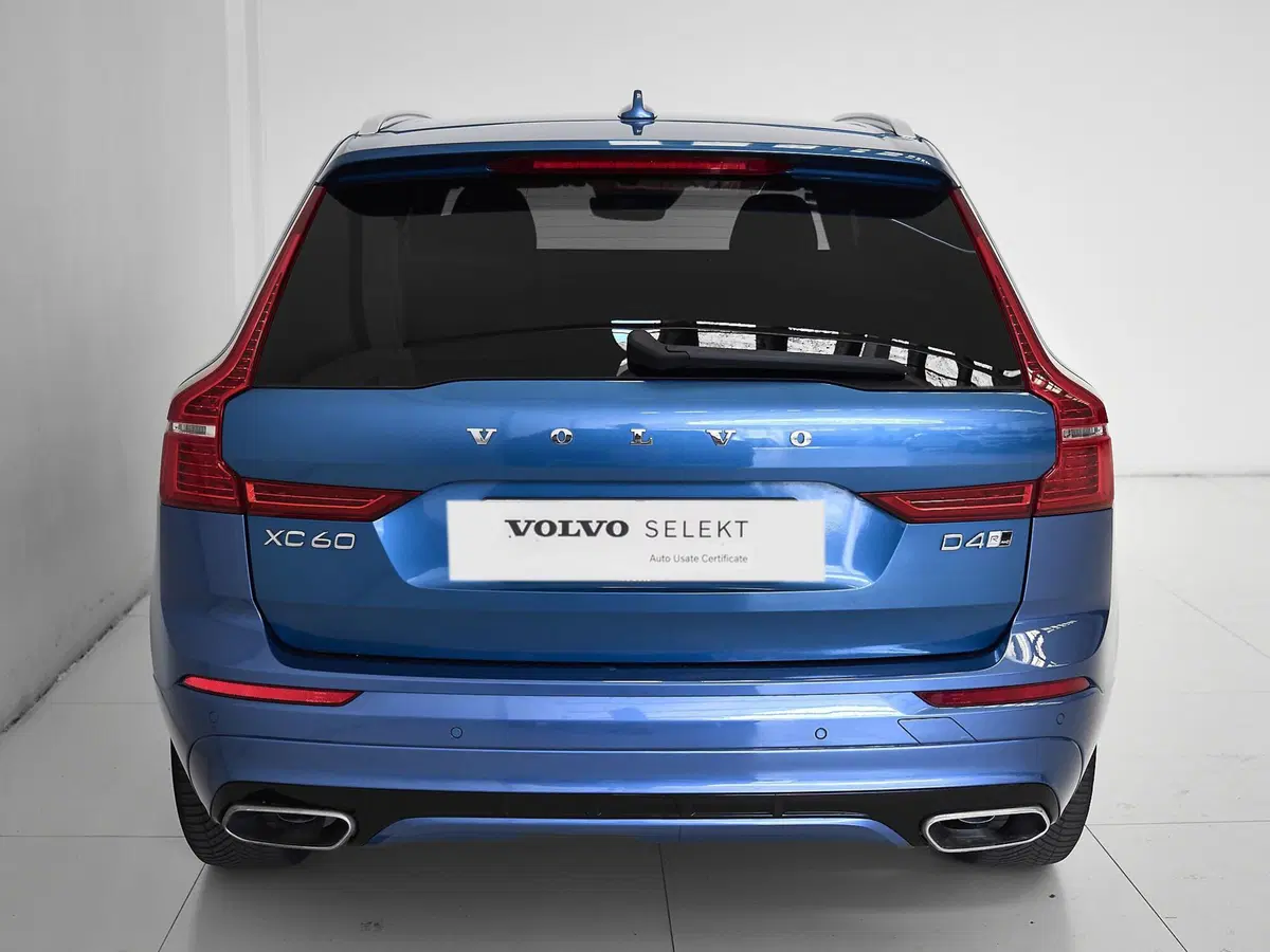 Volvo XC60 usata a Prato (6)
