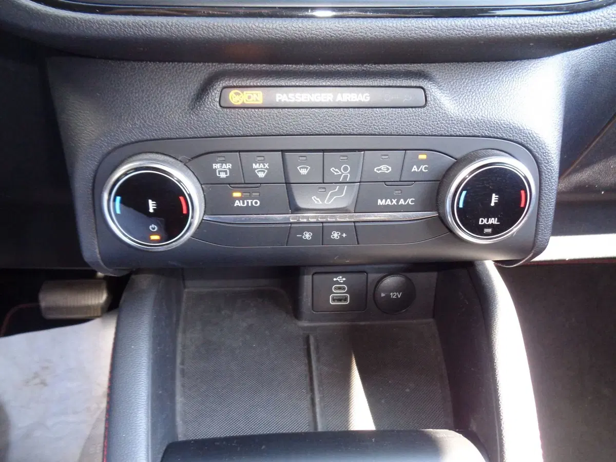 Ford Kuga usata a Treviso (16)