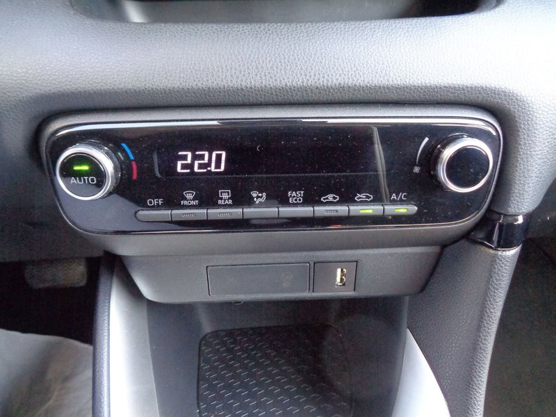 Toyota Yaris usata a Treviso (15)