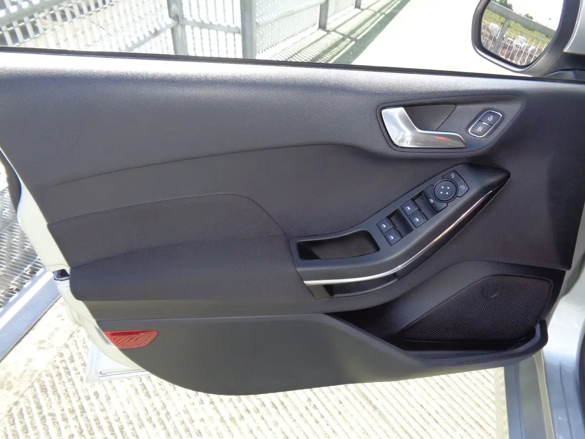 Ford Fiesta usata a Treviso (7)