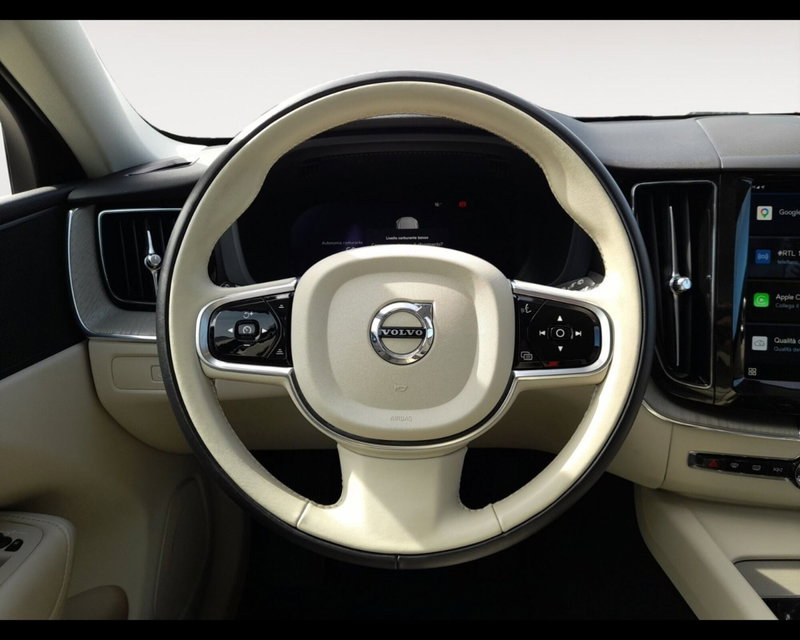 Volvo XC60 usata a Bologna (12)