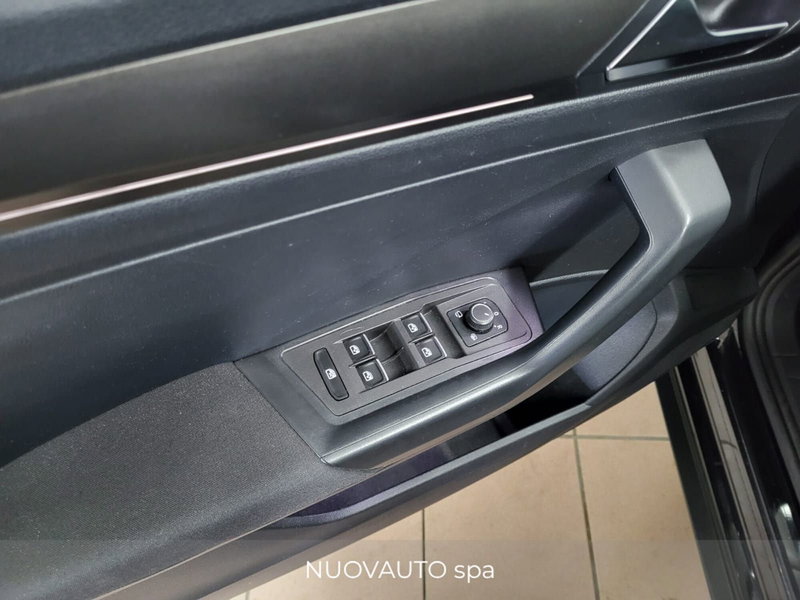 Volkswagen T-Roc usata a Arezzo (19)