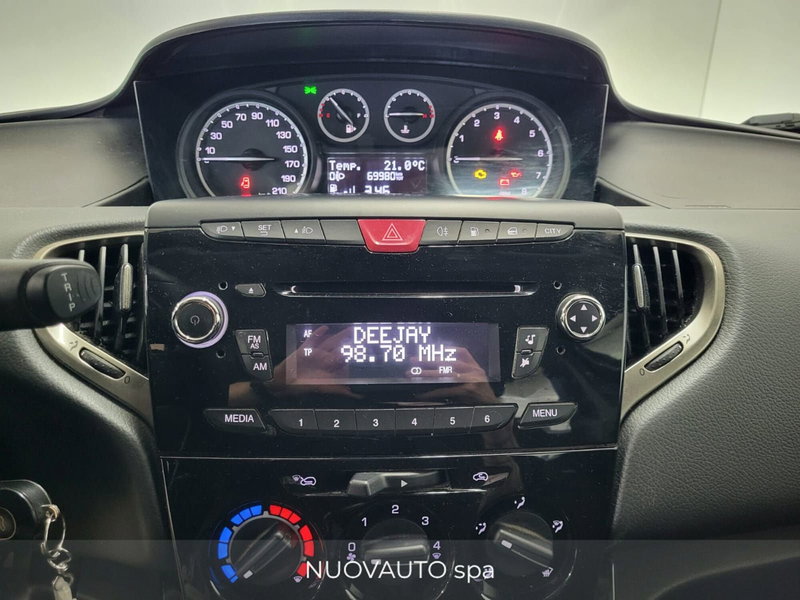Lancia Ypsilon usata a Arezzo (13)