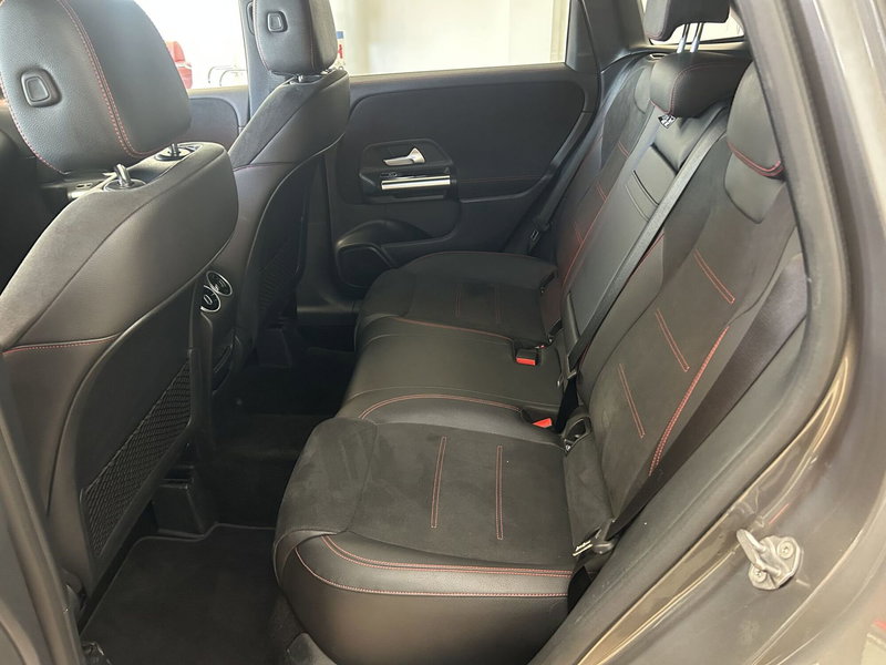 Mercedes-Benz Classe B usata a Bari (12)