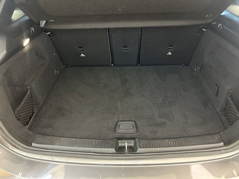 Mercedes-Benz Classe B usata a Bari (13)