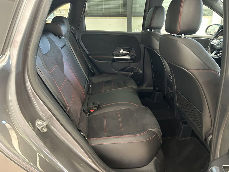 Mercedes-Benz Classe B usata a Bari (14)