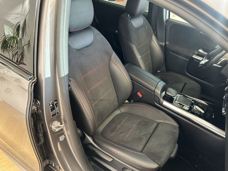 Mercedes-Benz Classe B usata a Bari (16)