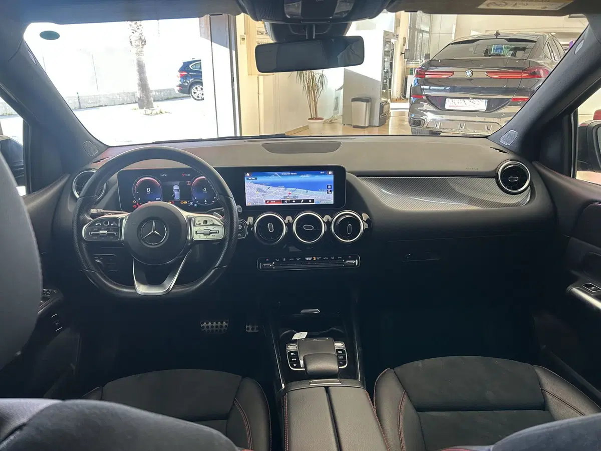 Mercedes-Benz Classe B usata a Bari (18)