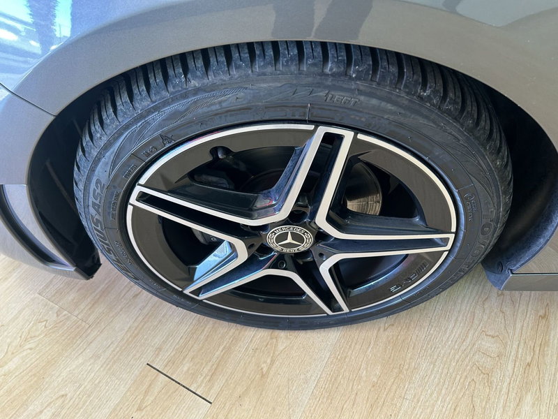 Mercedes-Benz Classe B usata a Bari (9)