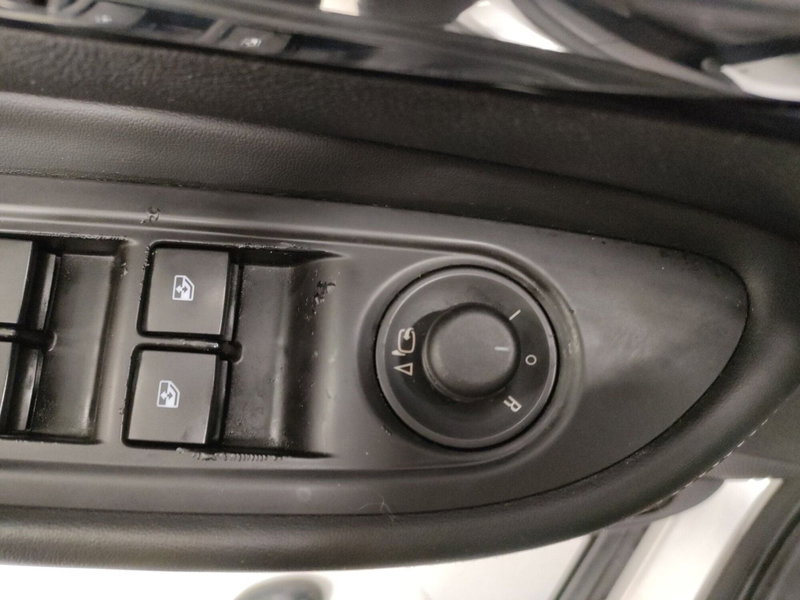 Opel Mokka usata a Bologna (7)