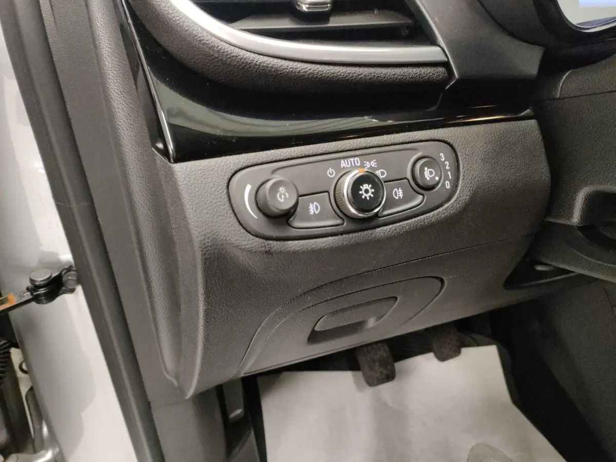 Opel Mokka usata a Bologna (8)