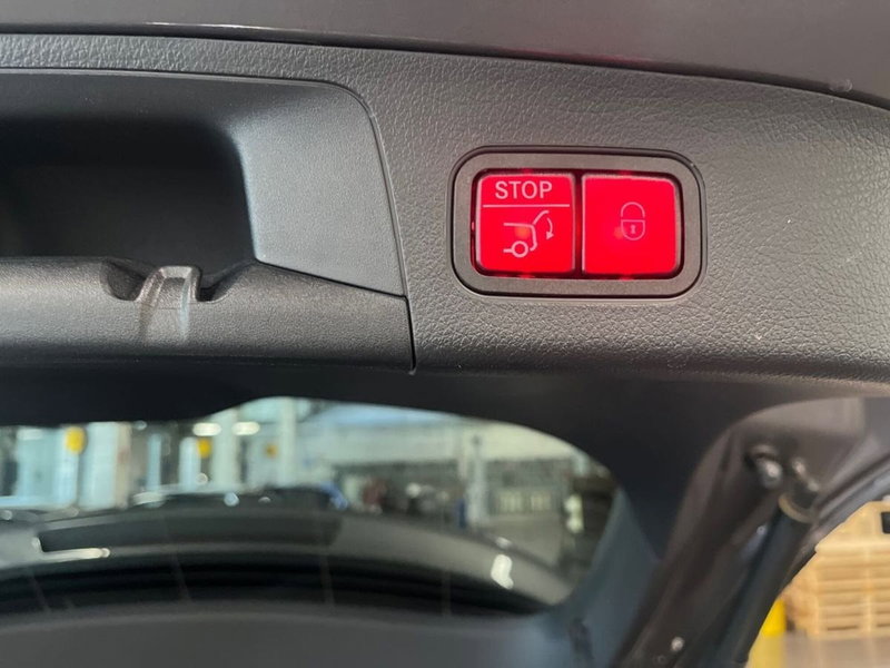 Mercedes-Benz GLA SUV usata a Prato (18)