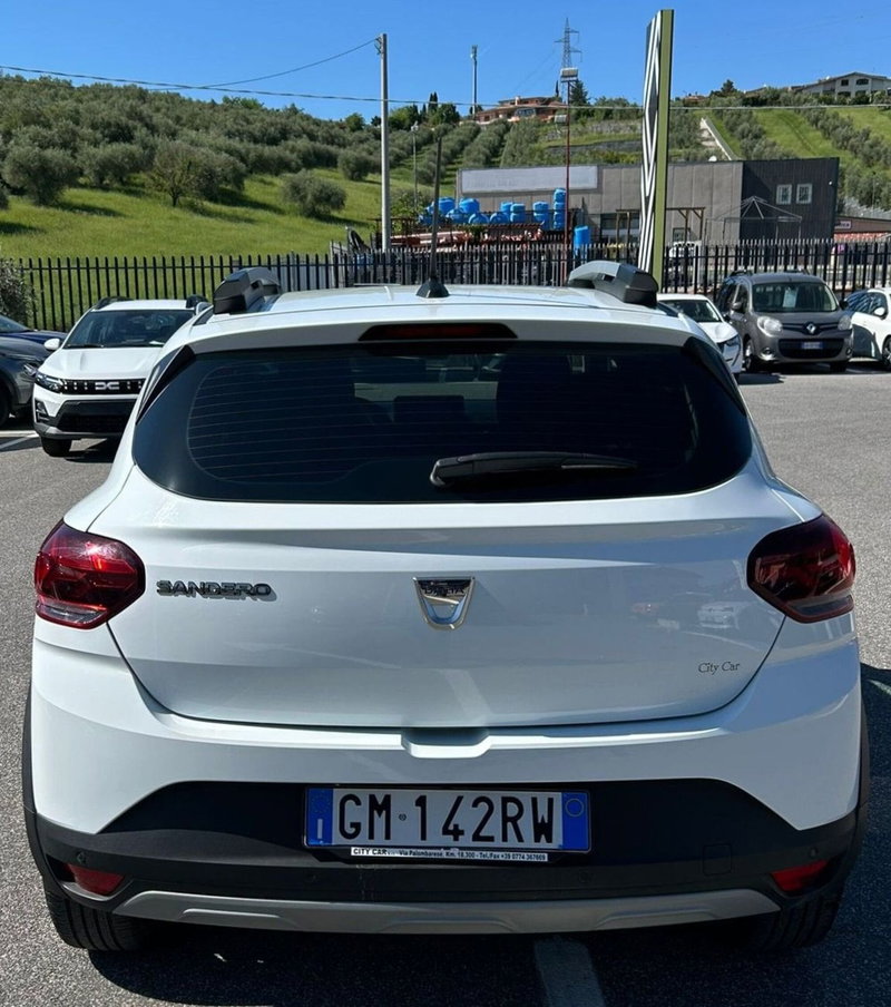 Dacia Sandero usata a Roma (3)