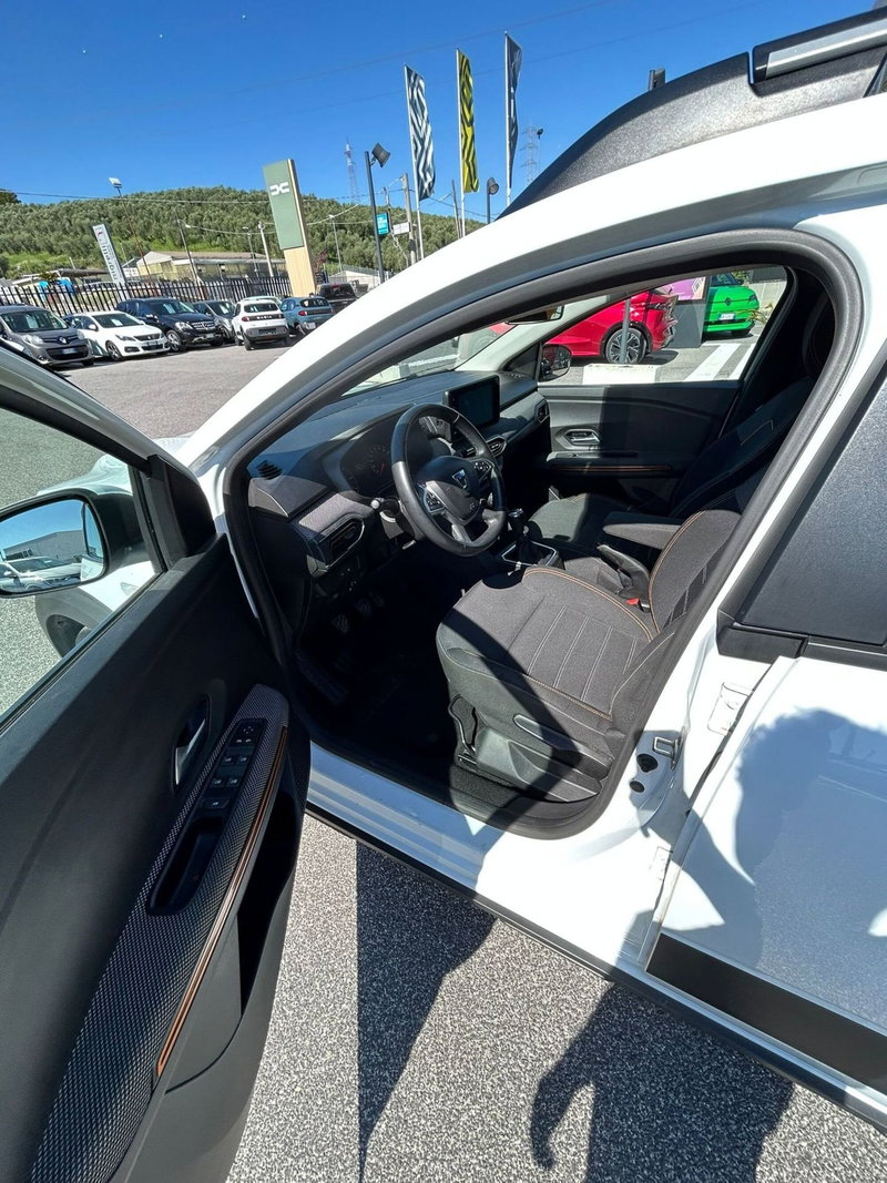 Dacia Sandero usata a Roma (6)