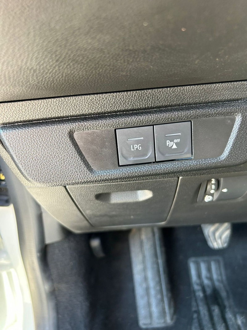 Dacia Sandero usata a Roma (8)