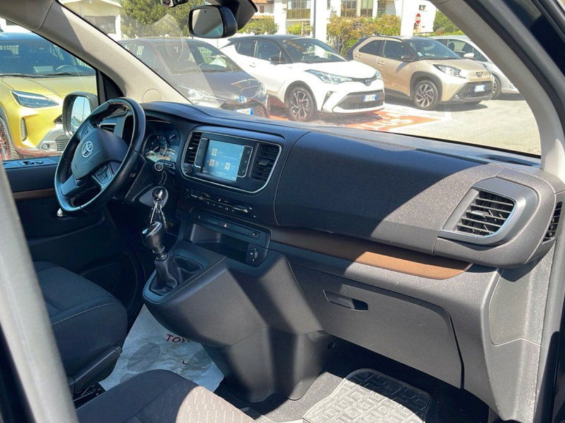 Toyota Proace Verso usata a Vicenza (13)