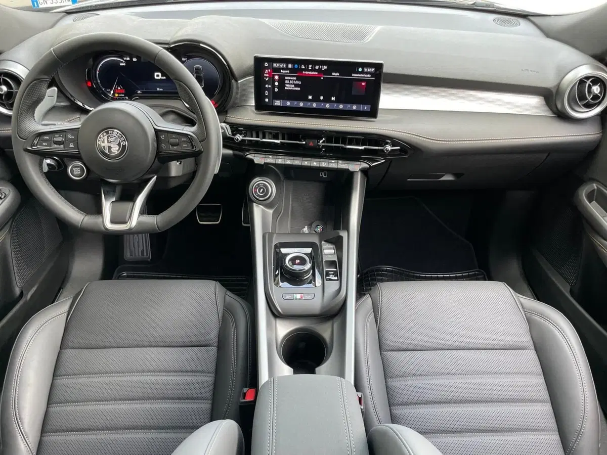 Alfa Romeo Tonale nuova a Ancona (11)