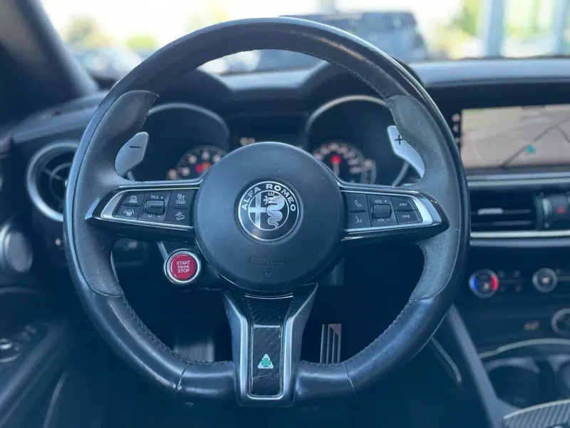 Alfa Romeo Stelvio usata a Ancona (11)