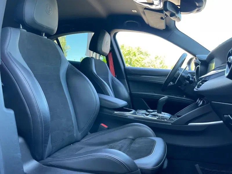 Alfa Romeo Stelvio usata a Ancona (15)