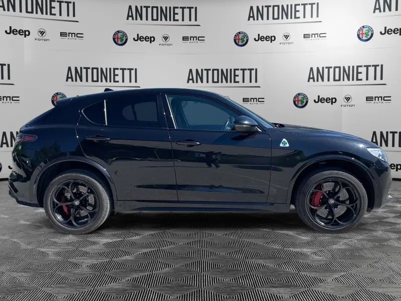 Alfa Romeo Stelvio usata a Ancona (4)