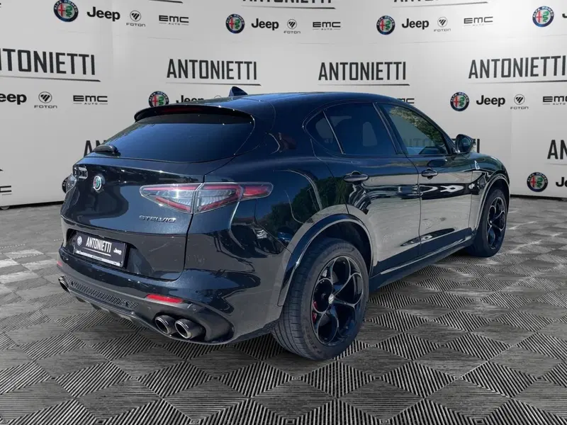 Alfa Romeo Stelvio usata a Ancona (5)