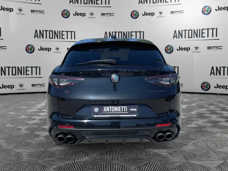 Alfa Romeo Stelvio usata a Ancona (6)