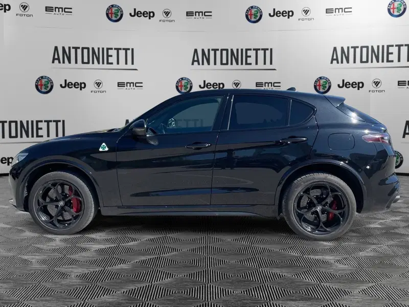Alfa Romeo Stelvio usata a Ancona (8)