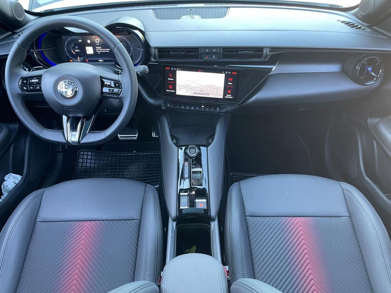 Alfa Romeo Junior usata a Ancona (11)