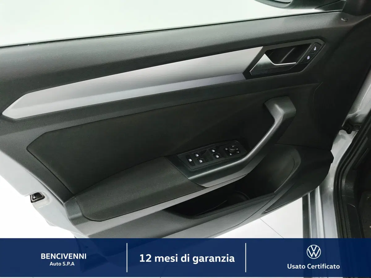 Volkswagen T-Roc usata a Catanzaro (16)